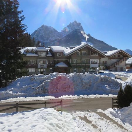 Residence Holiday Pozza di Fassa Exterior photo