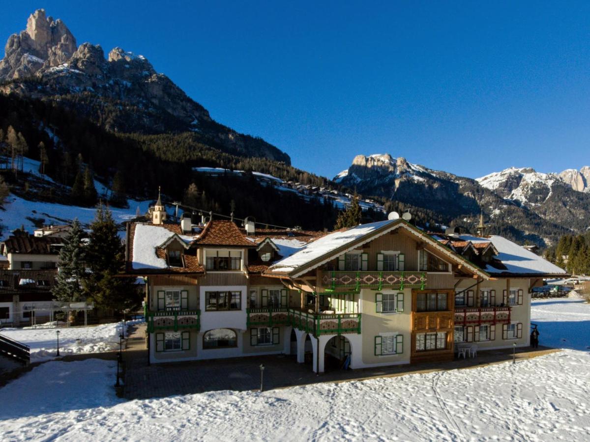 Residence Holiday Pozza di Fassa Exterior photo